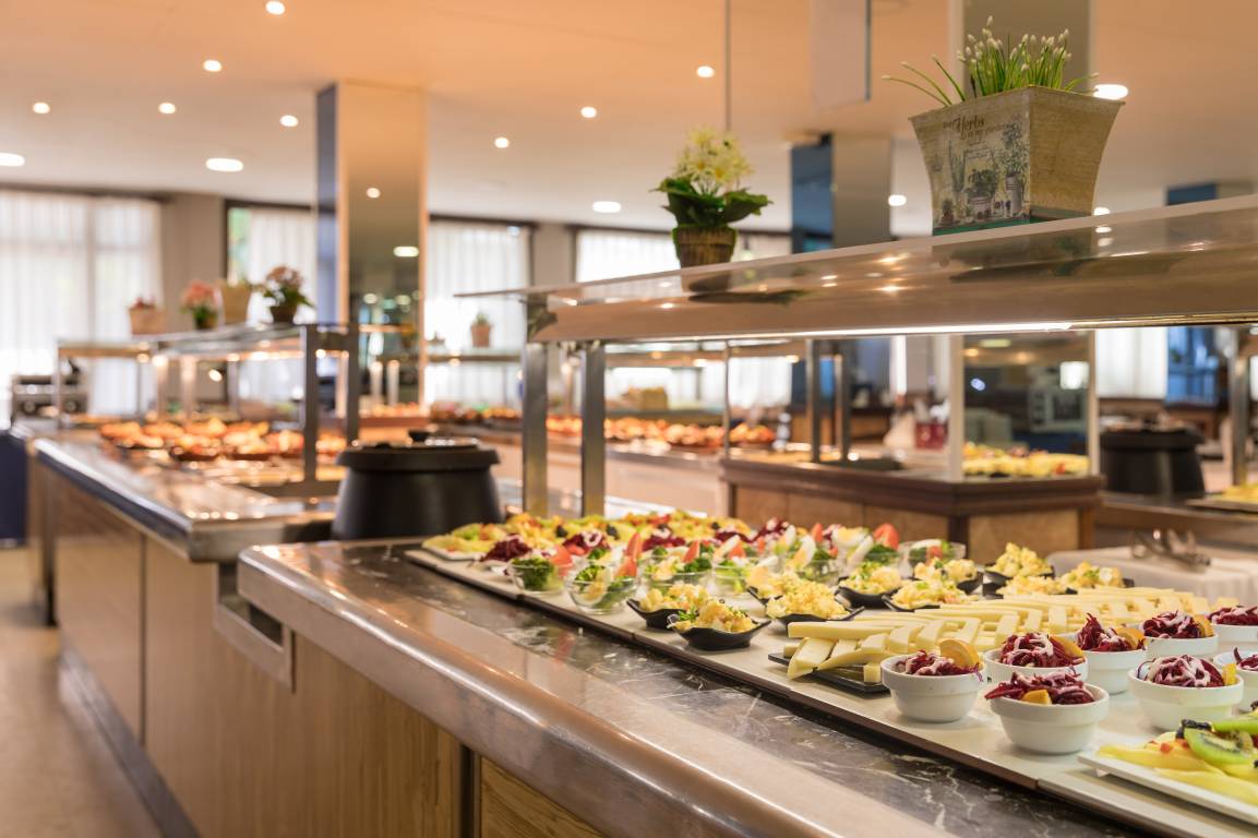 MAIN RESTAURANT