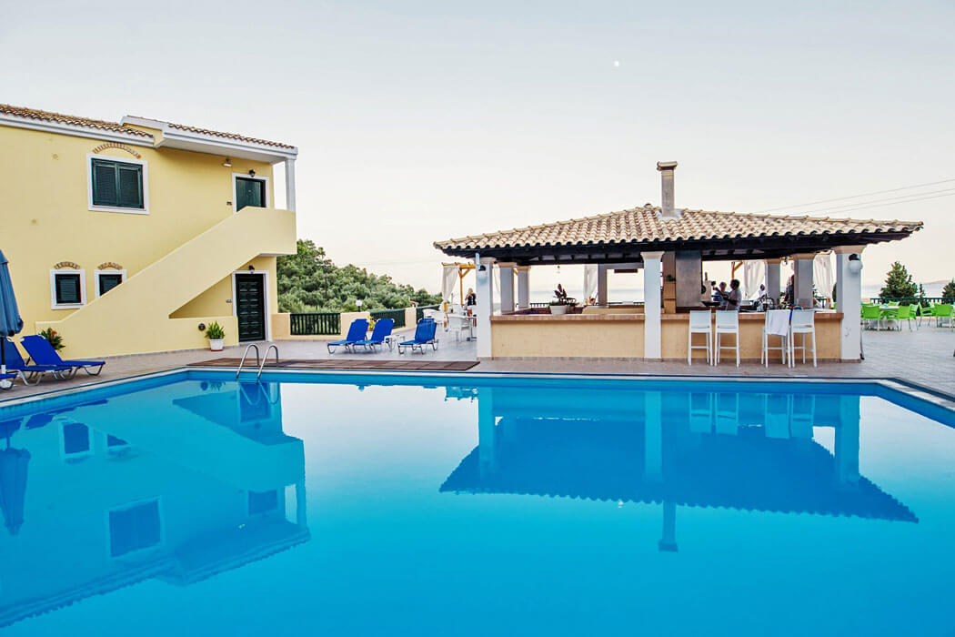 Corfu Aqua Marine Hotel - bar przy basenie