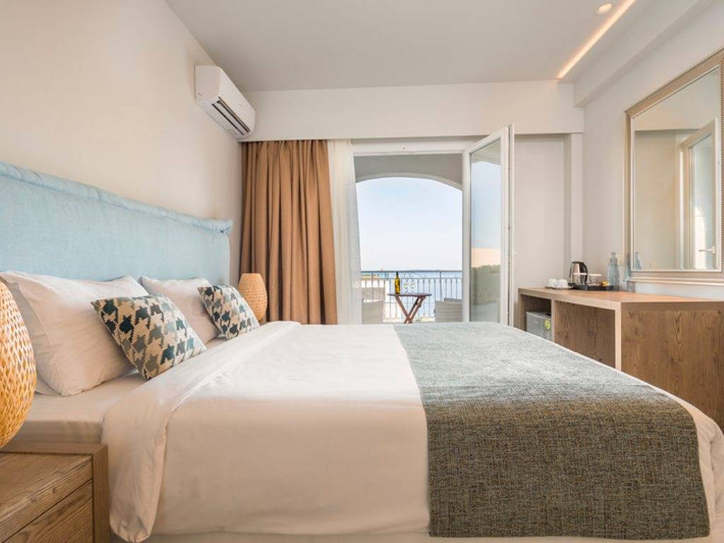 DOUBLE ROOM SEA VIEW