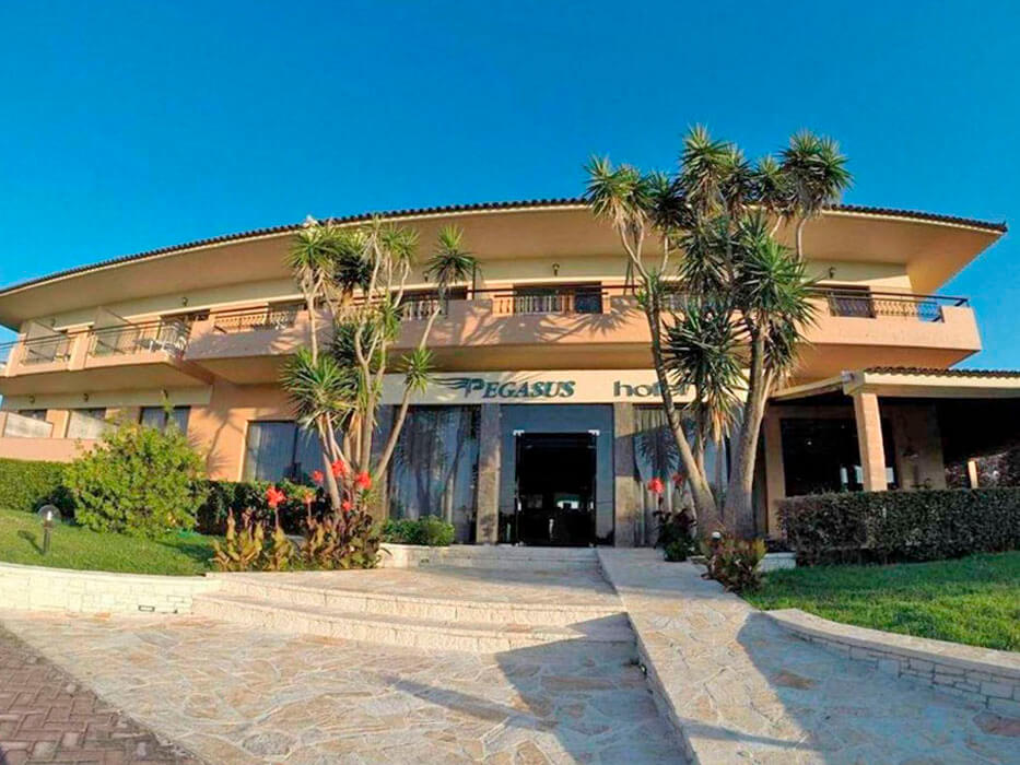Pegasus Hotel Corfu - budynek