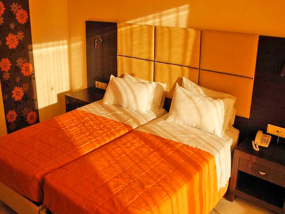Pegasus Hotel Corfu - łóżko w pokoju twin
