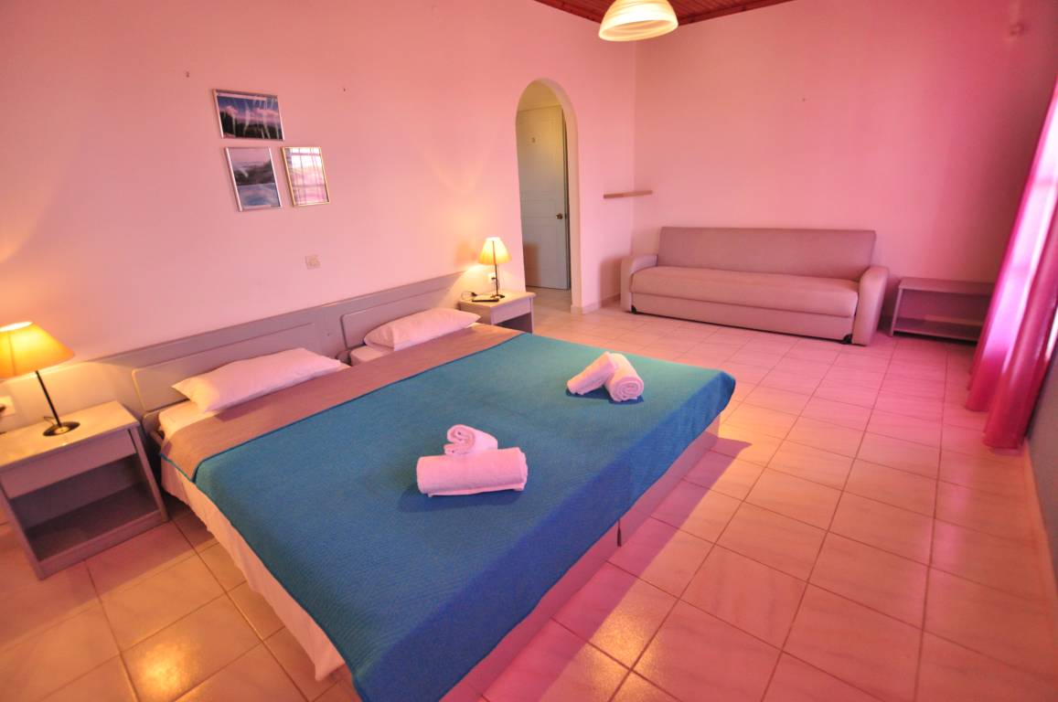 Studio for 3 persons