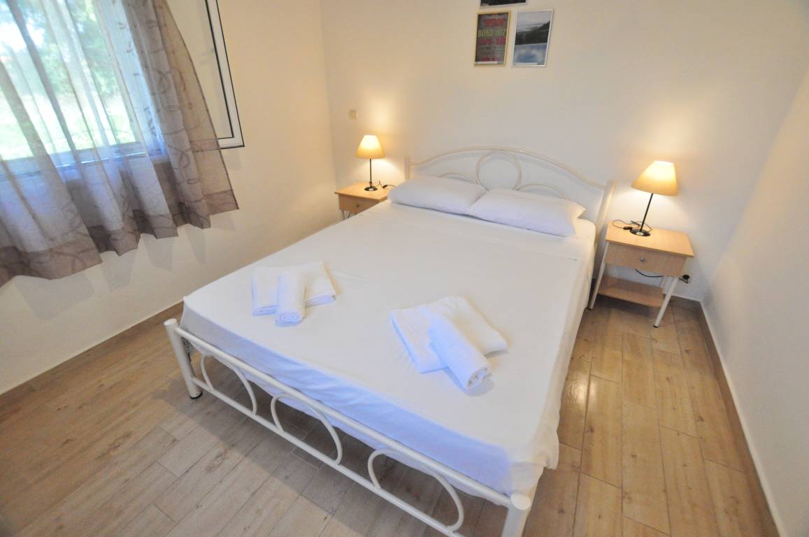 One Bedroom Apartment