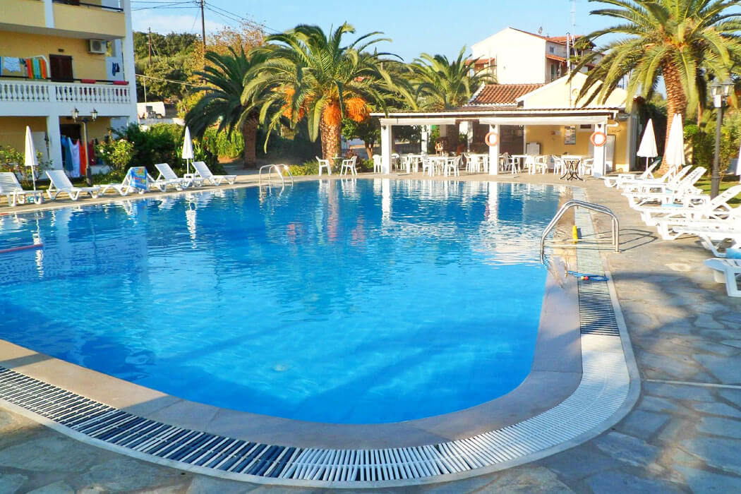 Hotel Tzilios Studios - słoneczna Grecja