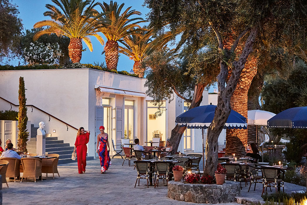Hotel Grecotel Corfu Imperial Luxury Beach Resort - wieczorem w restauracji