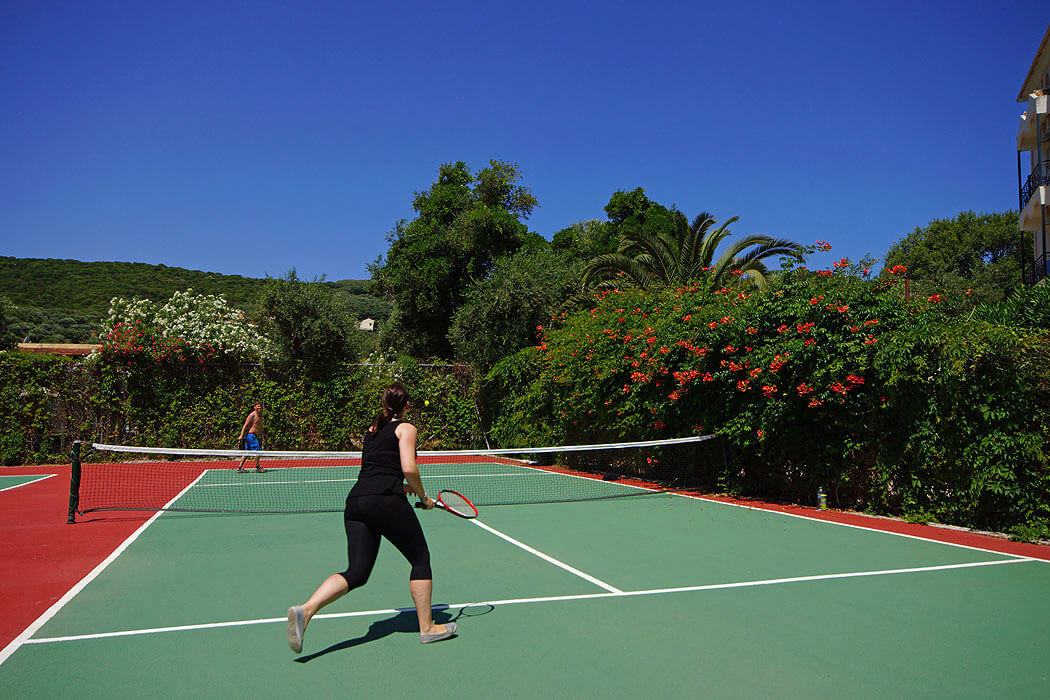 Delfinia Hotel Corfu - kort tenisowy