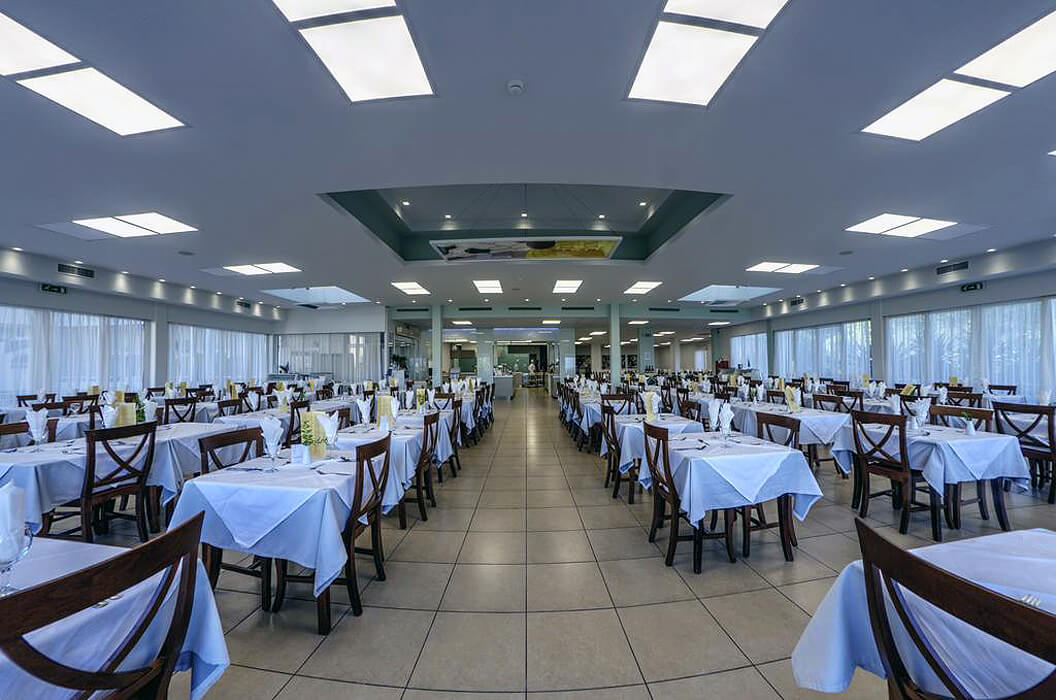 Delfinia Hotel Corfu - restauracja główna