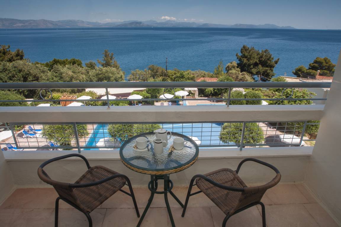 STANDARD SEA VIEW