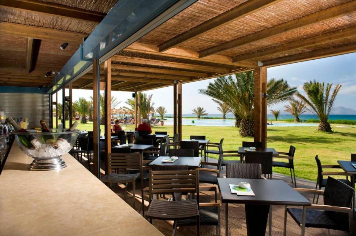 ACHILLES MAIN RESTAURANT