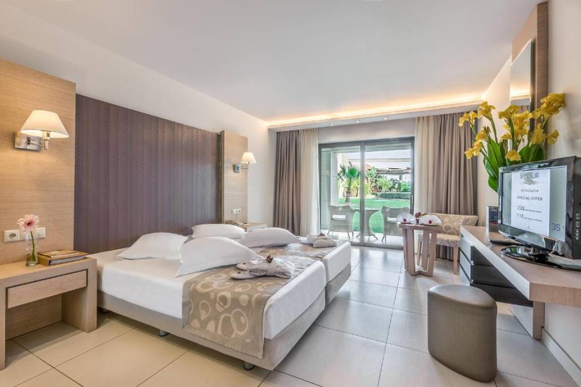 ROOM STANDARD DOUBLE GARDEN-POOLVIEW
