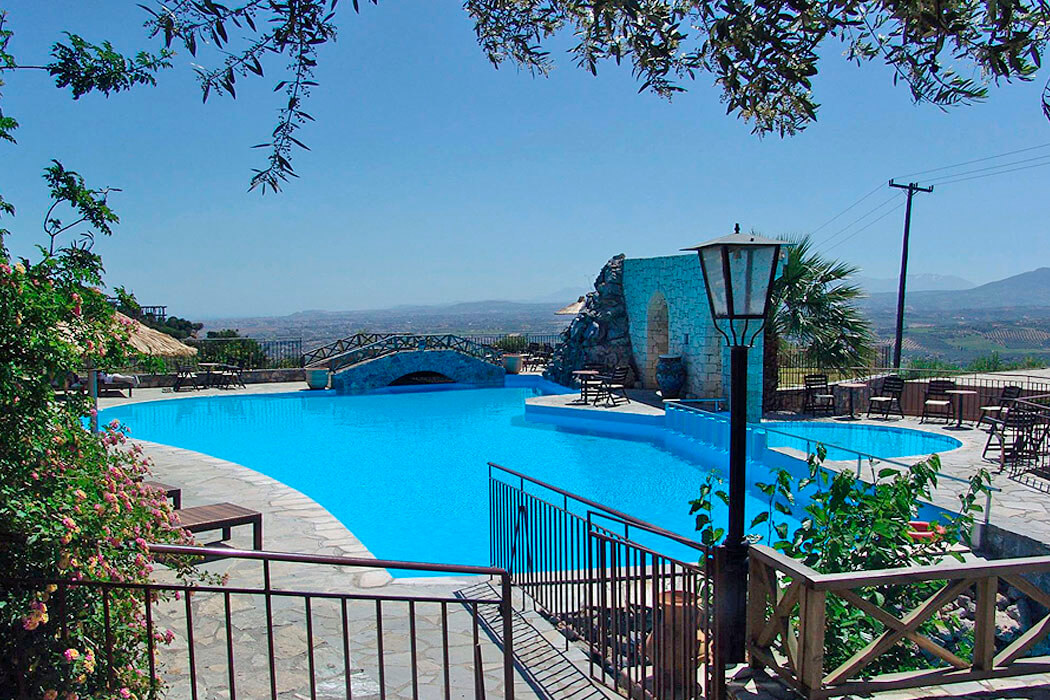 Hotel Arolithos Traditional Cretan Village - basen
