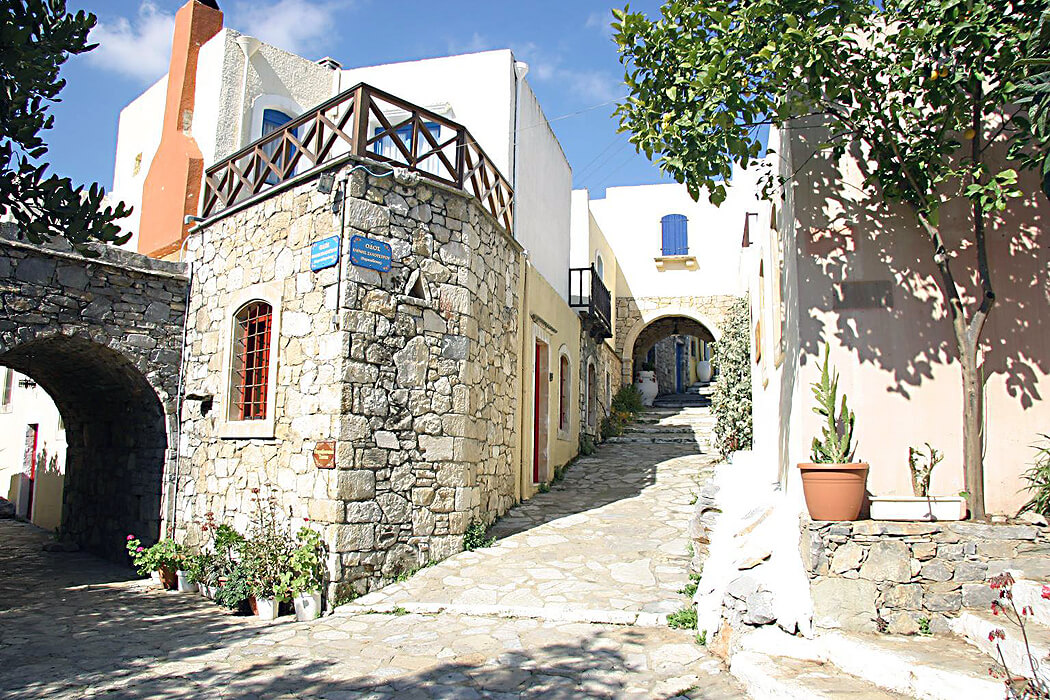 Hotel Arolithos Traditional Cretan Village - kamienice