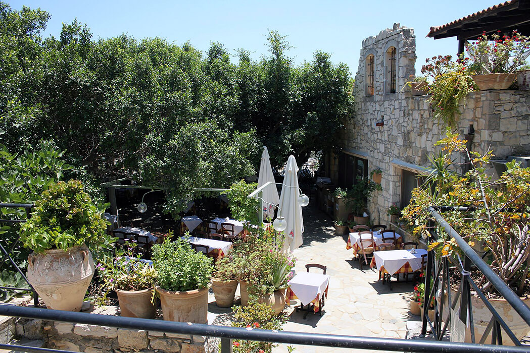 Hotel Arolithos Traditional Cretan Village - widok z góry