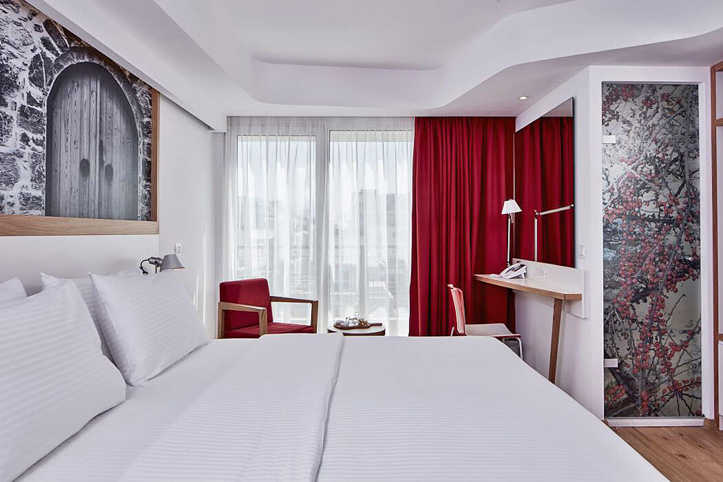 Hotel Olive Green - przykładowa sypialnia w pokoju rodzinnym