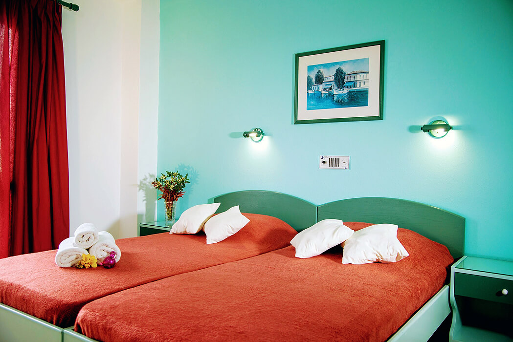 Hotel Theoni Apartments - studio