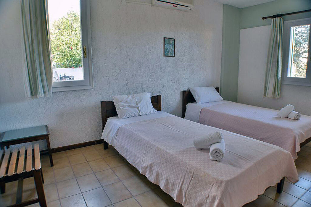 Hotel Mitos Apartments - family suite z dwoma łóżkami