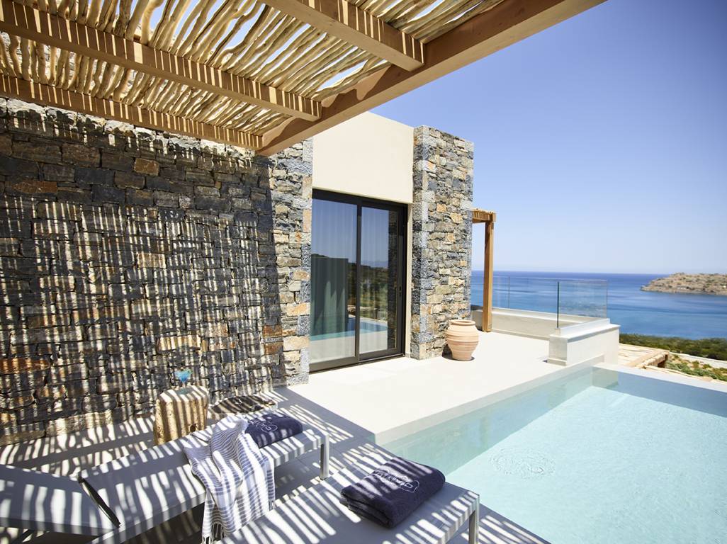 Executive Room with Private Heated Pool Sea View