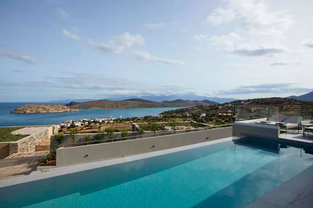 Hotel Cayo Exclusive Resort and Spa - basen z widokiem na morze