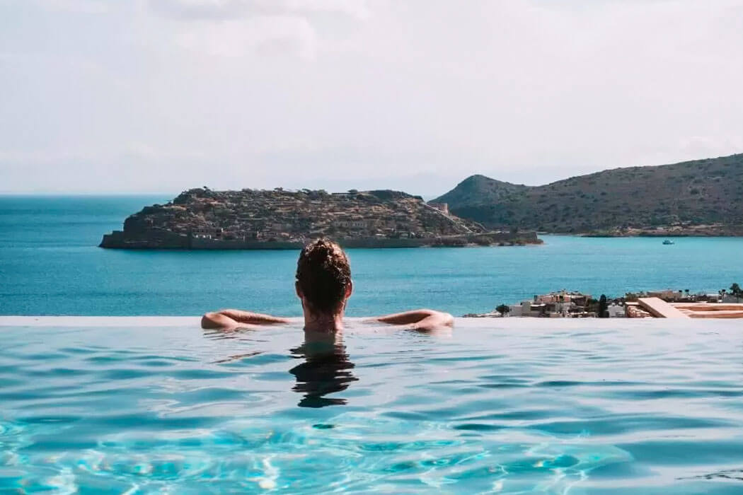 Hotel Cayo Exclusive Resort and Spa - relaks w basenie