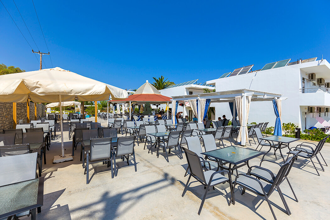 Hotel Rethymno Residence - restauracja na tarasie