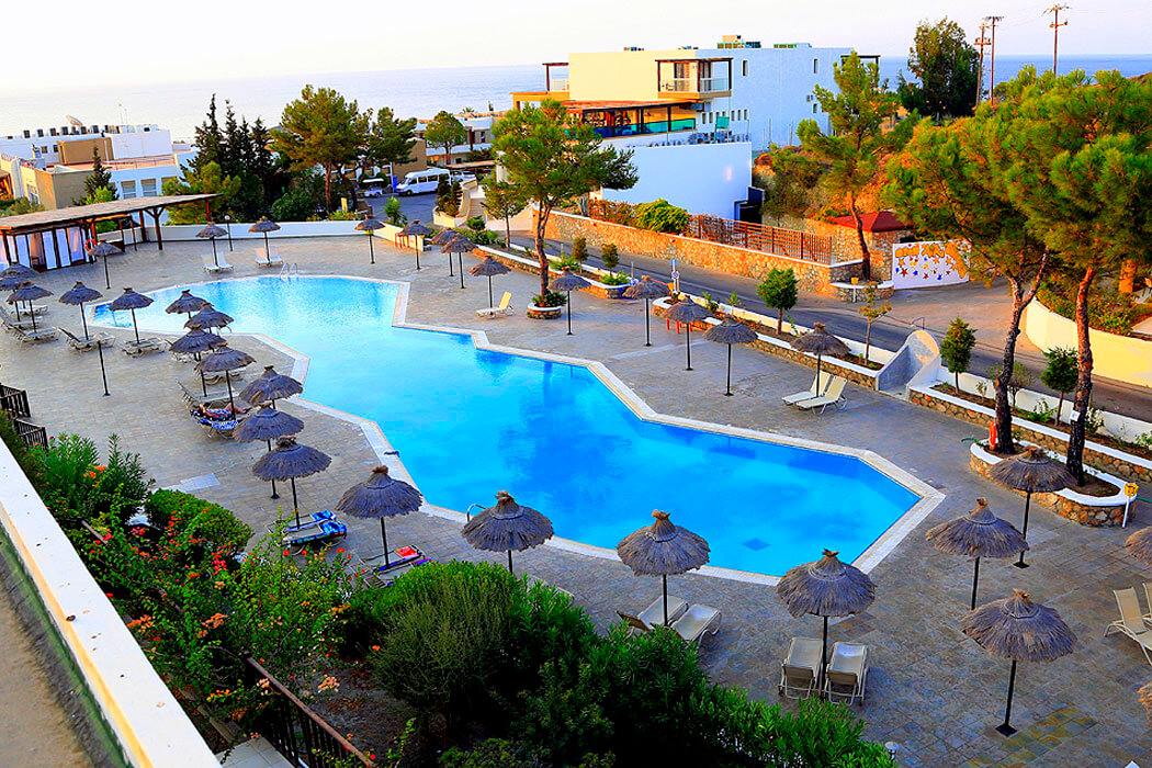 Hotel Labranda Miraluna Village - widok na baseny i morze