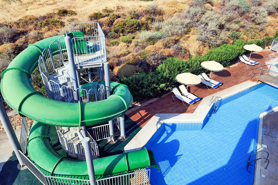 Hotel Labranda Miraluna Village - zielona zjeżdzalnia