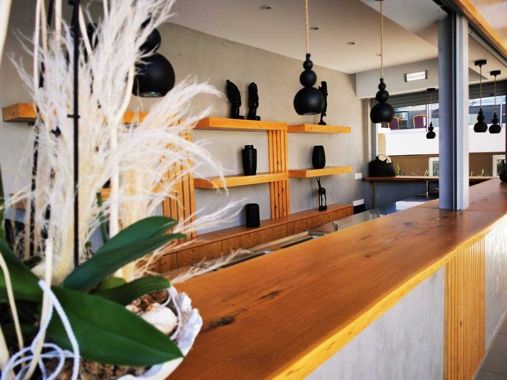 SNACK BAR 