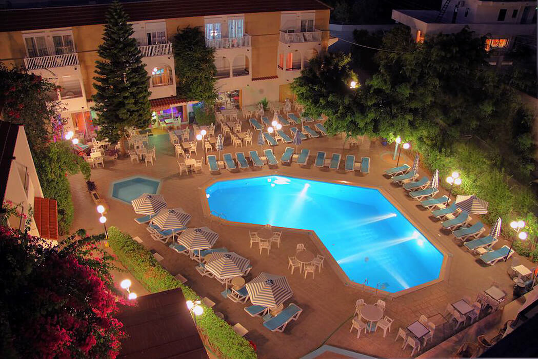 Kassandra Family Apt Hotel - Grecja wakacje