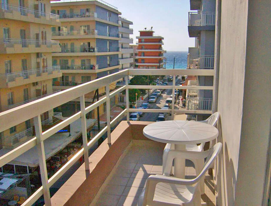 Amaryllis Hotel - balkon z widokiem na morze