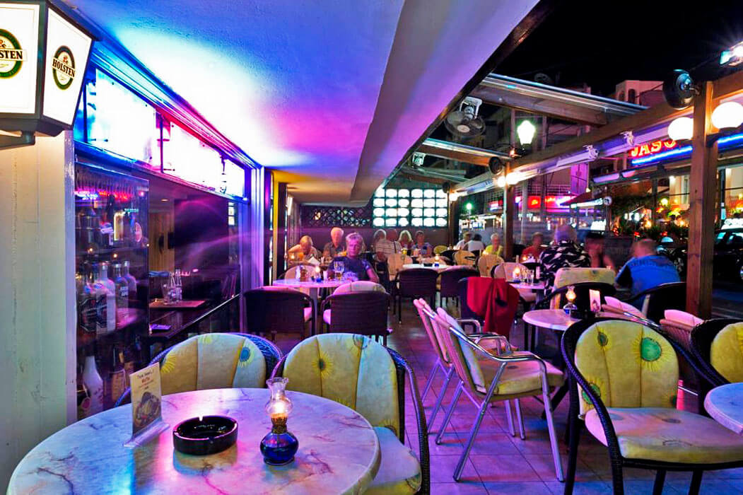 Amaryllis Hotel - bar