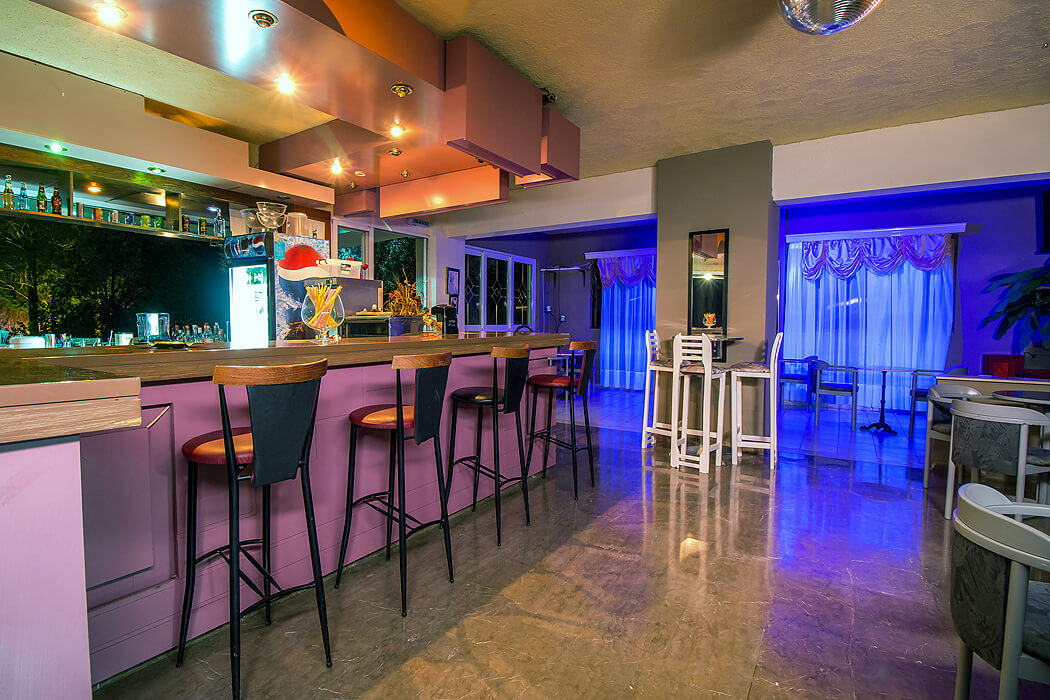 Achousa Hotel - bar