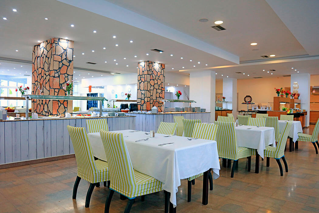 Hotel Labranda Kiotary Bay - widok na restaurację