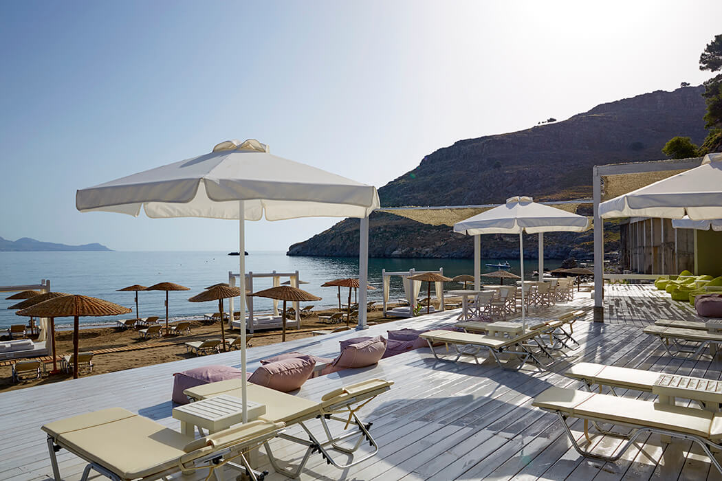Lindos Blu Luxury Hotel & Suites - pod parasolami